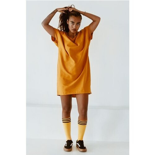 The Driftwood Tales dames vegan Jurk Oversized T-Shirt Tumeric