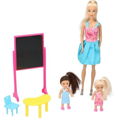 Tweedekans Eddy Toys School Poppen Set – 1 Grote Pop, 2 Kleine Poppen – Inclusief Schoolbord, Tafel en Stoeltje – 29 cm